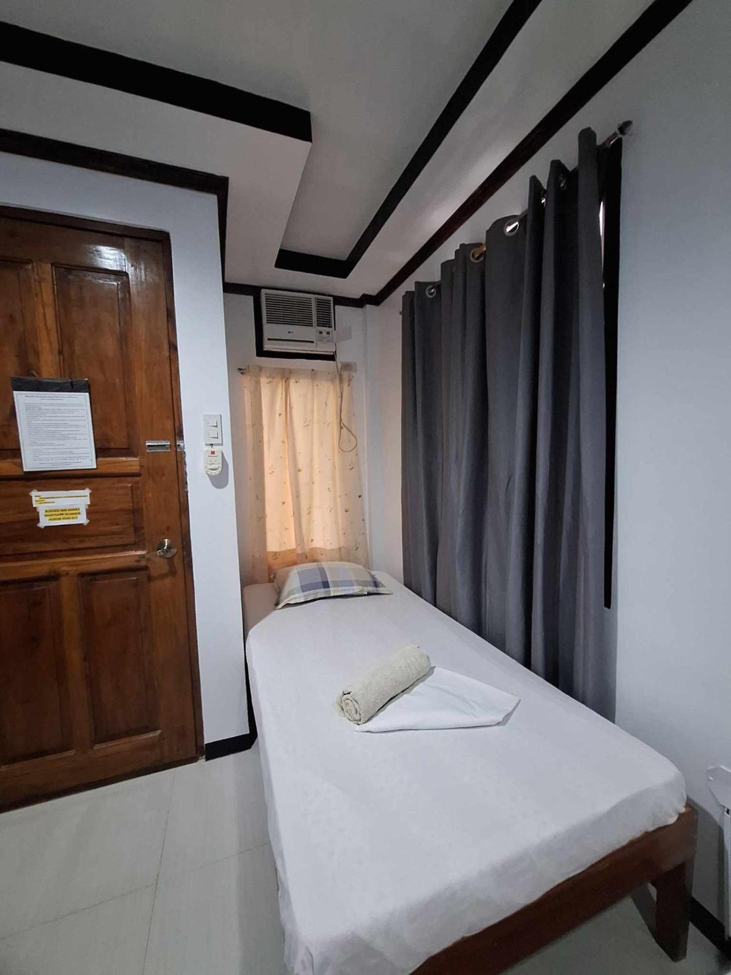 Blessed Inn Annex El Nido Exterior foto